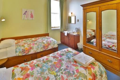 Standard Twin Room with Shared Bathroom