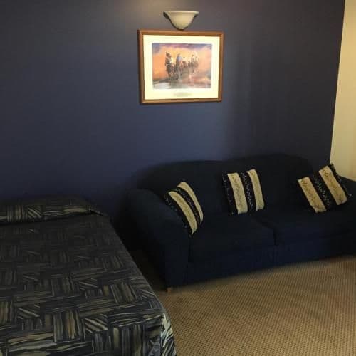 Family Room with Spa Bath