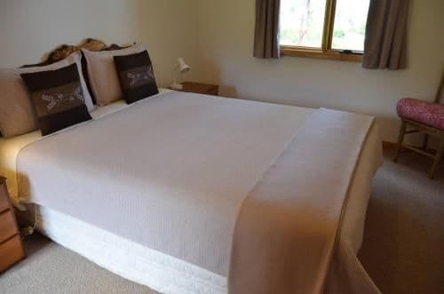 Two-Bedroom Cottage - The Wine Loft