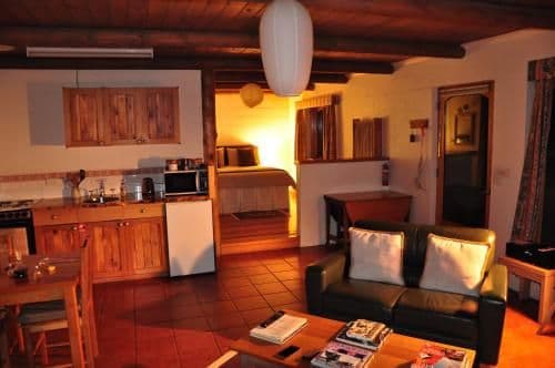 One-Bedroom Cottage - The Studio