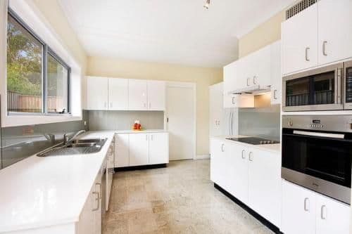 Four-Bedroom Townhouse - 4