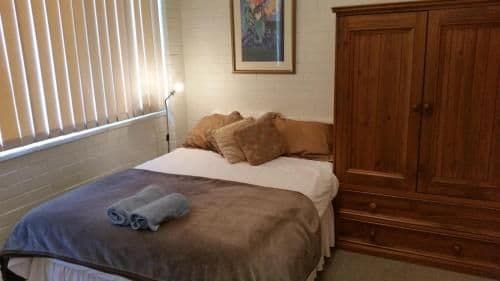 Two-Bedroom Apartment with Two Queen Beds