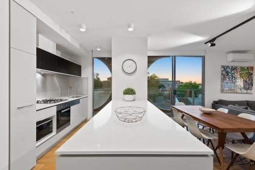 Deluxe Two-Bedroom Apartment with City View