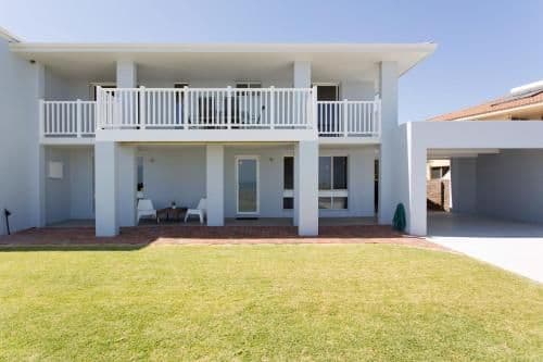 Blue Bay Stay - Halls Head - 10 Bed
