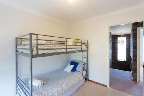 Blue Bay Stay - Halls Head - 10 Bed
