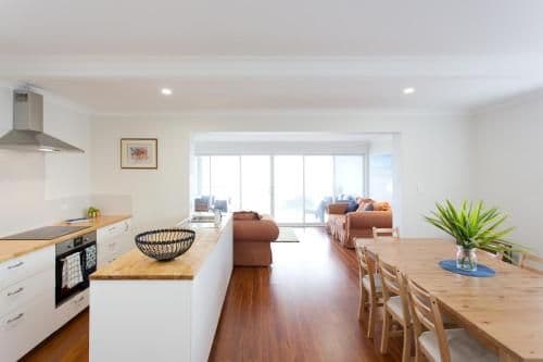 Blue Bay Stay - Halls Head - 12 Bed