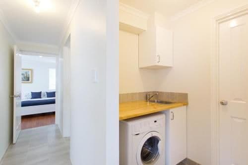 Blue Bay Stay - Halls Head - 12 Bed