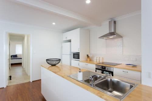 Blue Bay Stay - Halls Head - 12 Bed