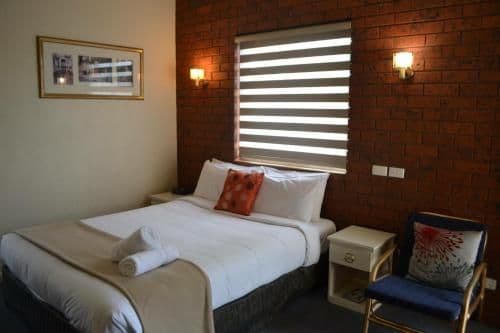 Family Room (5 Adults)