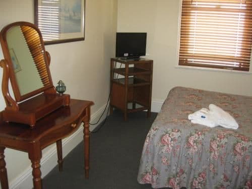 Queen Room