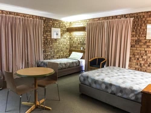 Deluxe Family Room