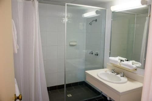 Queen Room with Harbour and City View
