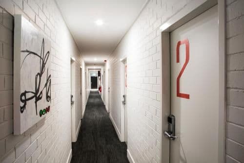 Studio King with Ensuite Bathroom and Free Welcome Drink For Two Guests