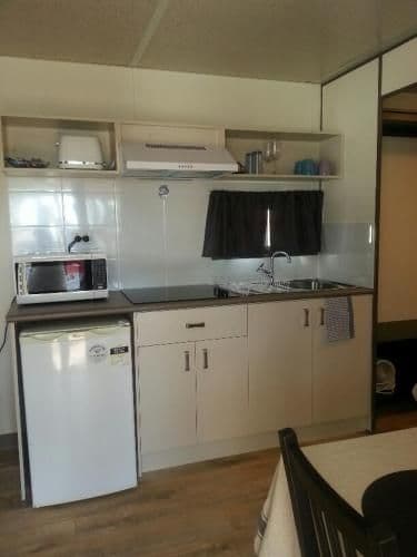 One-Bedroom Chalet with Shared Bathroom