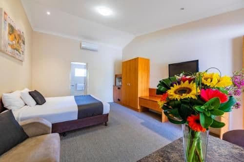 Executive King Spa Suite