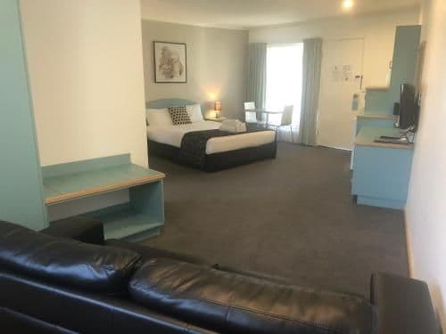 Executive Suite with Spa Bath (4 Guests)