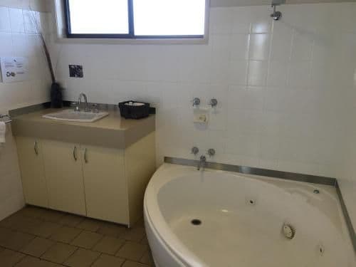 Executive Suite with Spa Bath (4 Guests)