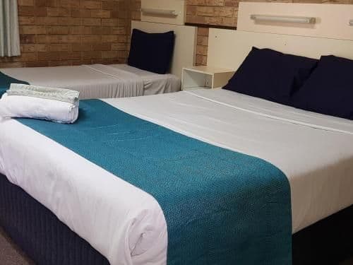 Queen Bedroom