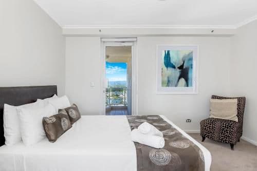 Superior Three-Bedroom Apartment with Ocean View