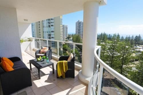 Superior Three-Bedroom Apartment with Ocean View