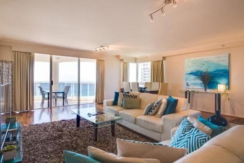 Superior Three-Bedroom Apartment with Ocean View