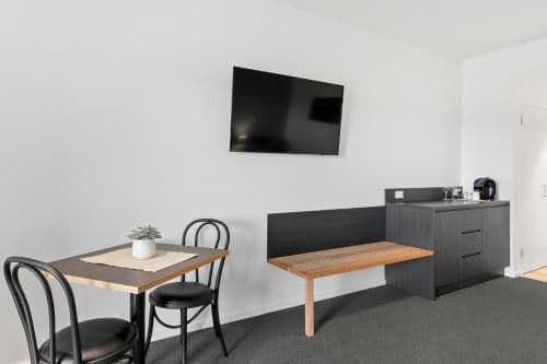 Deluxe Double or Twin Room with Golf Course and Lake View