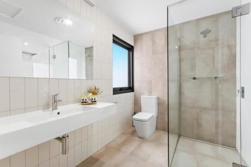 Deluxe Double or Twin Room with Golf Course and Lake View