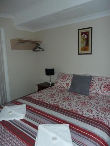 Three-Bedroom Cottage - 4
