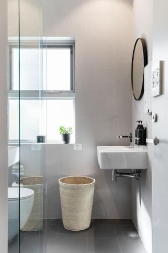 Queen Room with Shared Bathroom