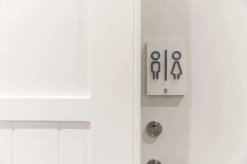 Queen Room with Shared Bathroom