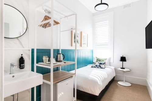 Small Single Room with Shared Bathroom