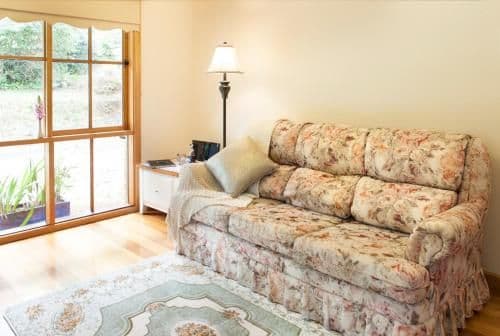 Queen Suite with Spa Bath