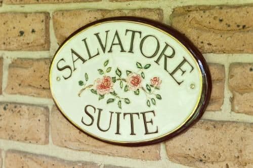 Queen Suite with Spa Bath
