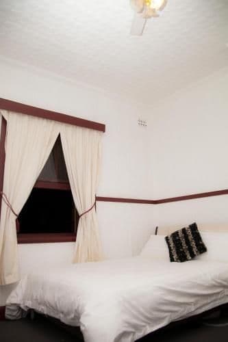Deluxe Double Room (2 Adults + 1 Child)