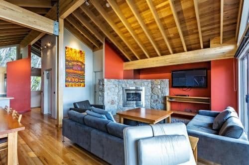 Four-Bedroom Penthouse Apartment