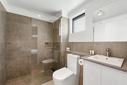 King Executive Suite