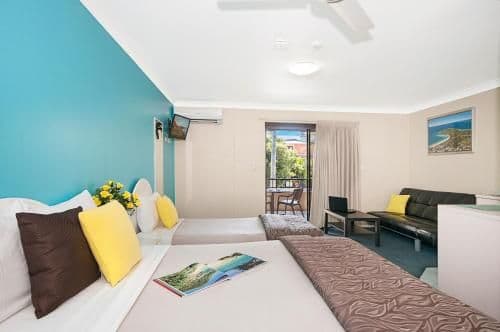 Standard Twin Room with Balcony