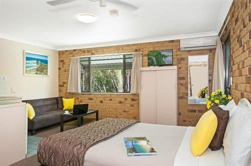 Standard Twin Room with Balcony