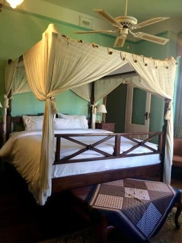 King Room with Spa Bath