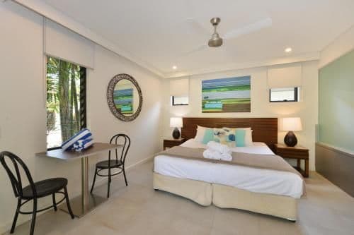 Deluxe Studio with Spa Bath