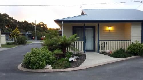 Retreat Cottage - Two Bedroom