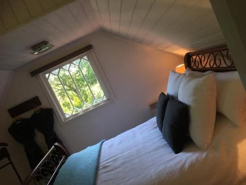 Cottage with Garden View