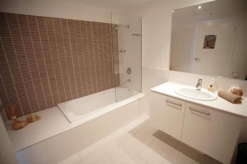 Two-Bedroom Apartment with Two Bathrooms and Ocean View