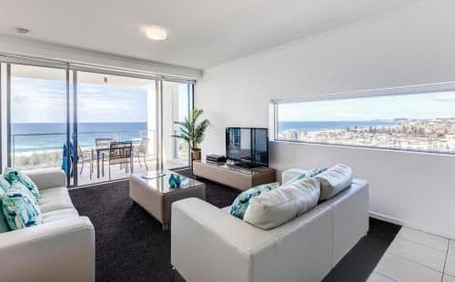 Two-Bedroom Apartment with One Bathroom and Ocean View