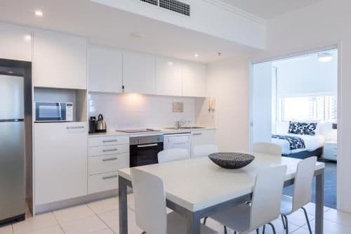 Two-Bedroom Apartment with Two Bathrooms and Ocean View