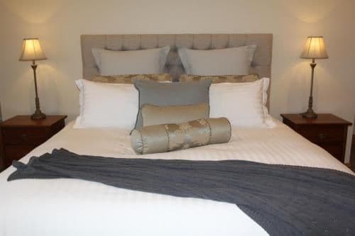 King Room with Mountain View