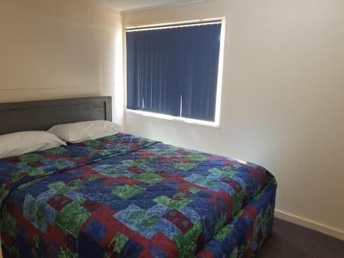 Four-Bedroom Cottage - Disability Access 7