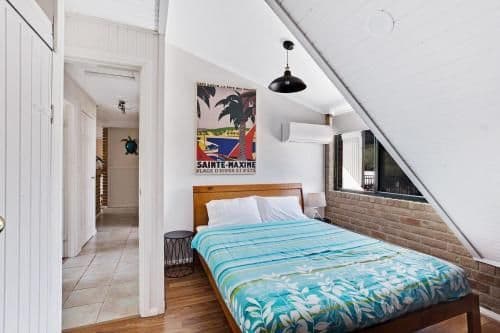 Five-Bedroom Apartment