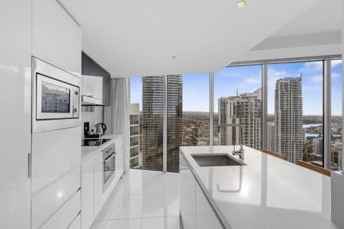 Three-Bedroom Apartments with Ocean Views Sky High