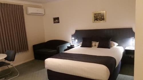 Queen Room